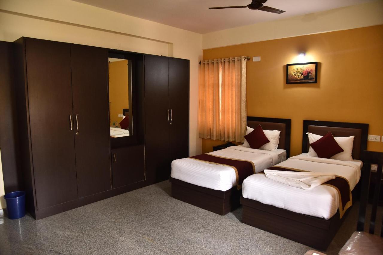 The Banjaara Suites Бангалор Экстерьер фото